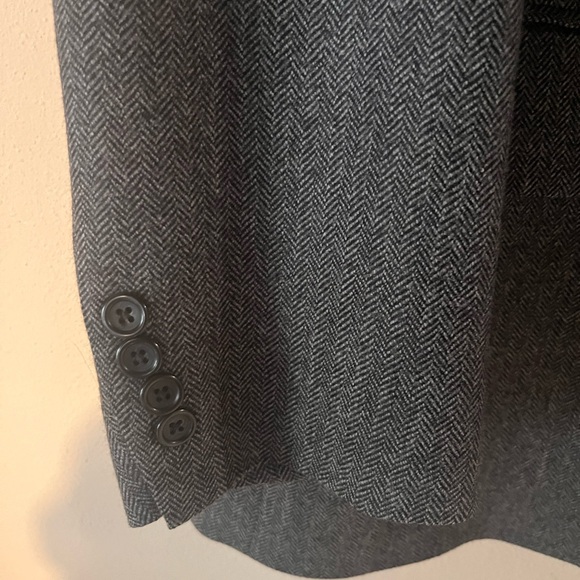 Nautica All Wool Blazer  Grey and Black Herringbone Pattern Superior Tailoring - Picture 7 of 11